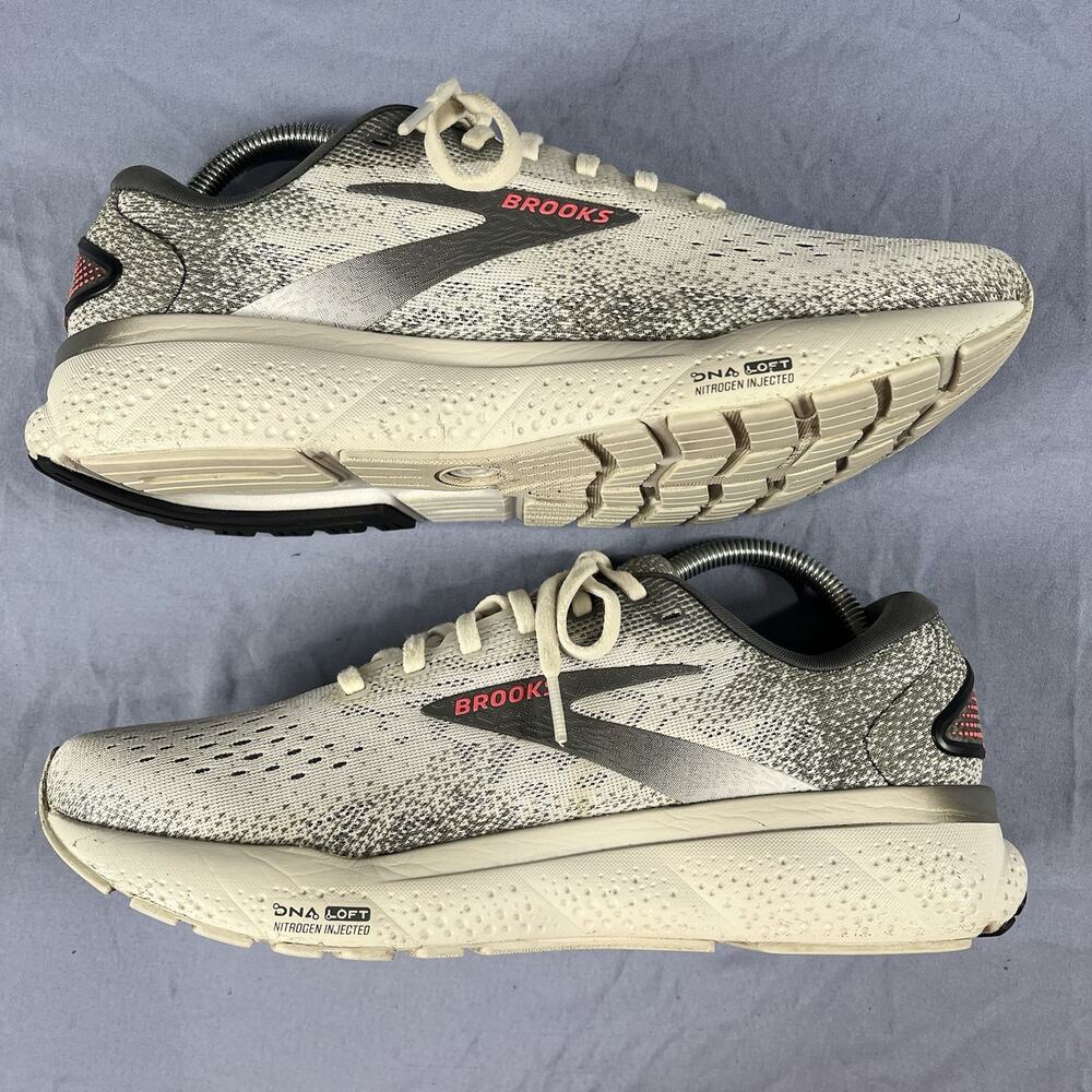 Brooks Ghost 16 Women’s Size 9.5 Gray Running Fitness Gym Sneakers 1204071B006